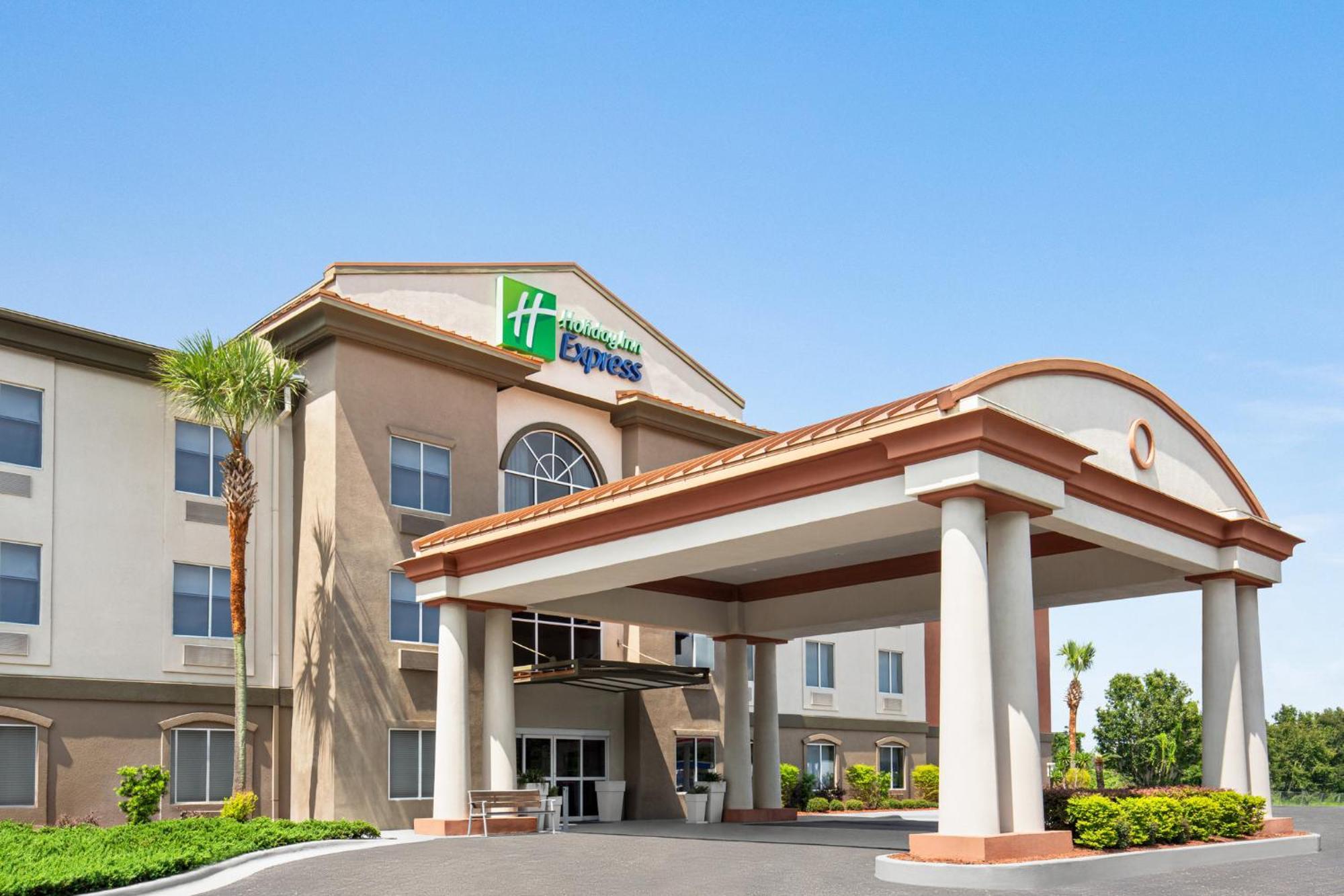 Holiday Inn Express Hotel & Suites Live Oak By Ihg Экстерьер фото